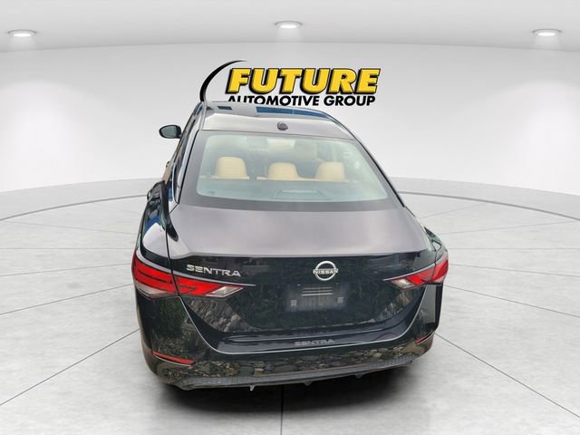 Used 2025 Nissan Sentra SV w/ SV Premium Package image 4