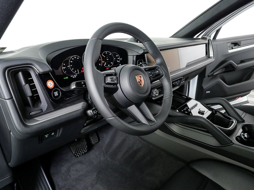 New 2026 Porsche Cayenne E-Hybrid Coupe image 4