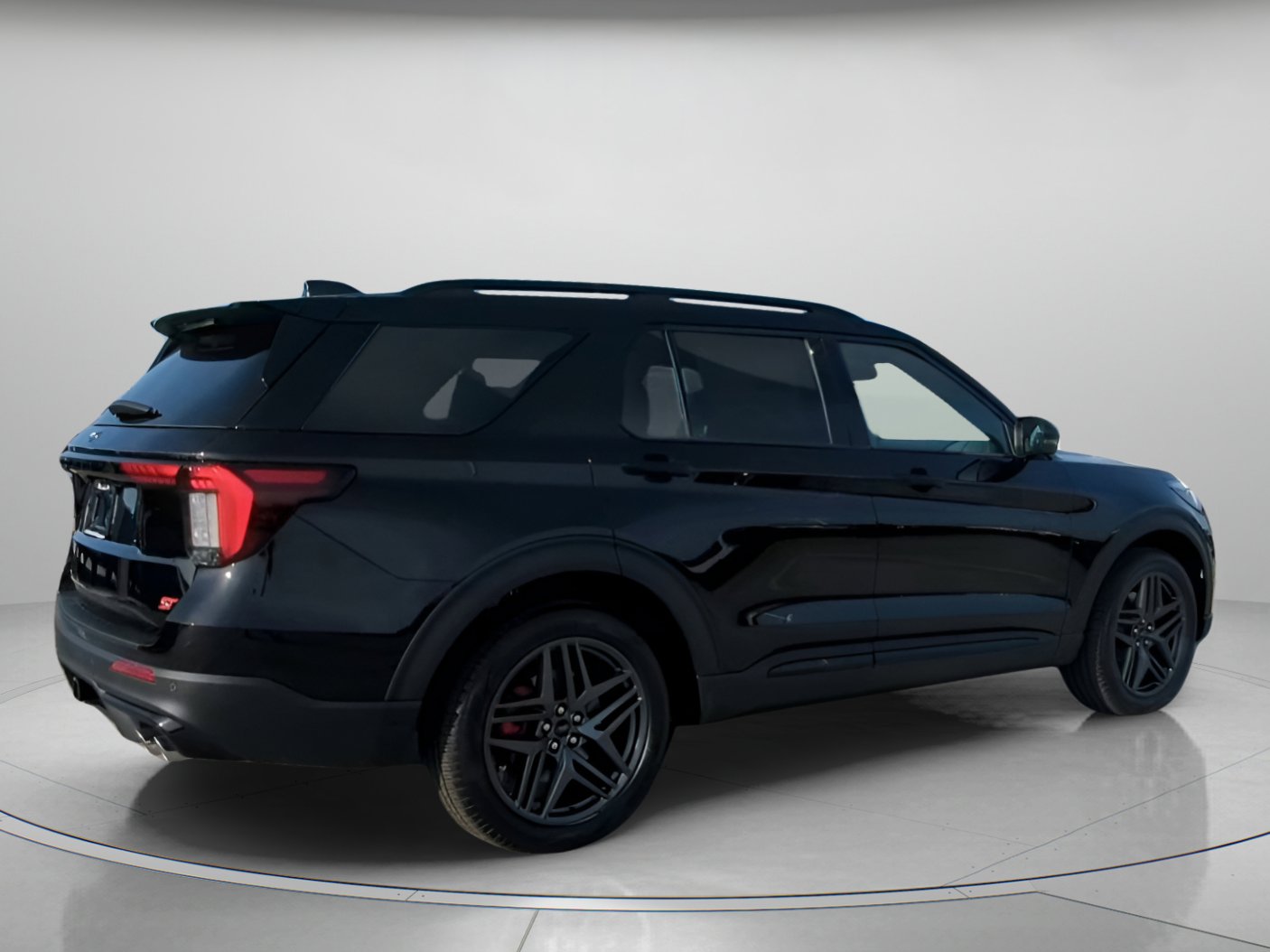 New 2026 Ford Explorer ST RWD image 32