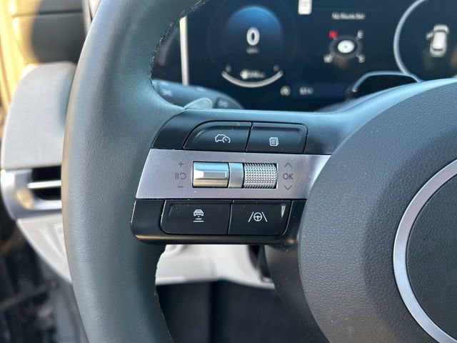 Used 2025 Hyundai Tucson Limited image 15