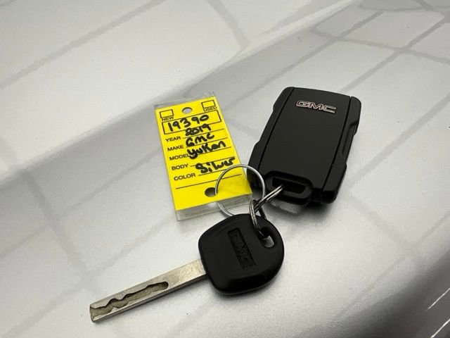 Used 2019 GMC Yukon SLE image 32