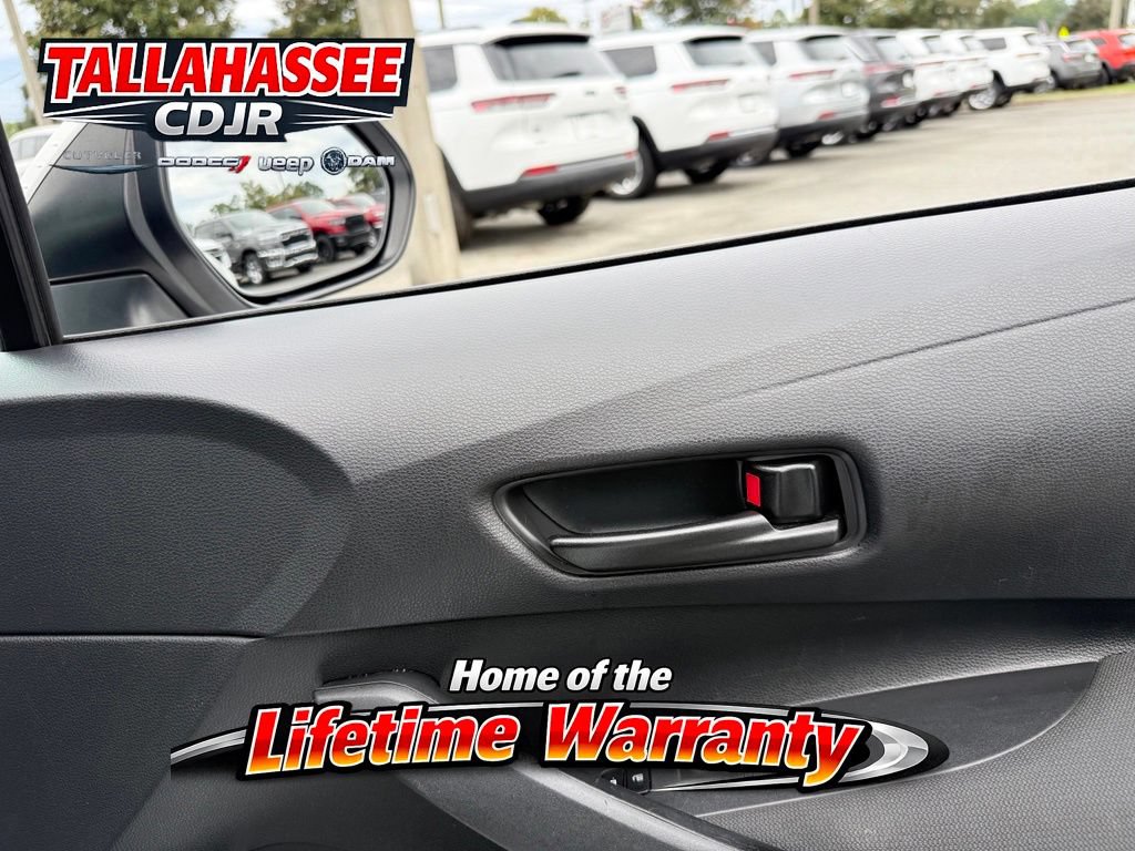 Used 2022 Toyota Corolla LE FWD image 25