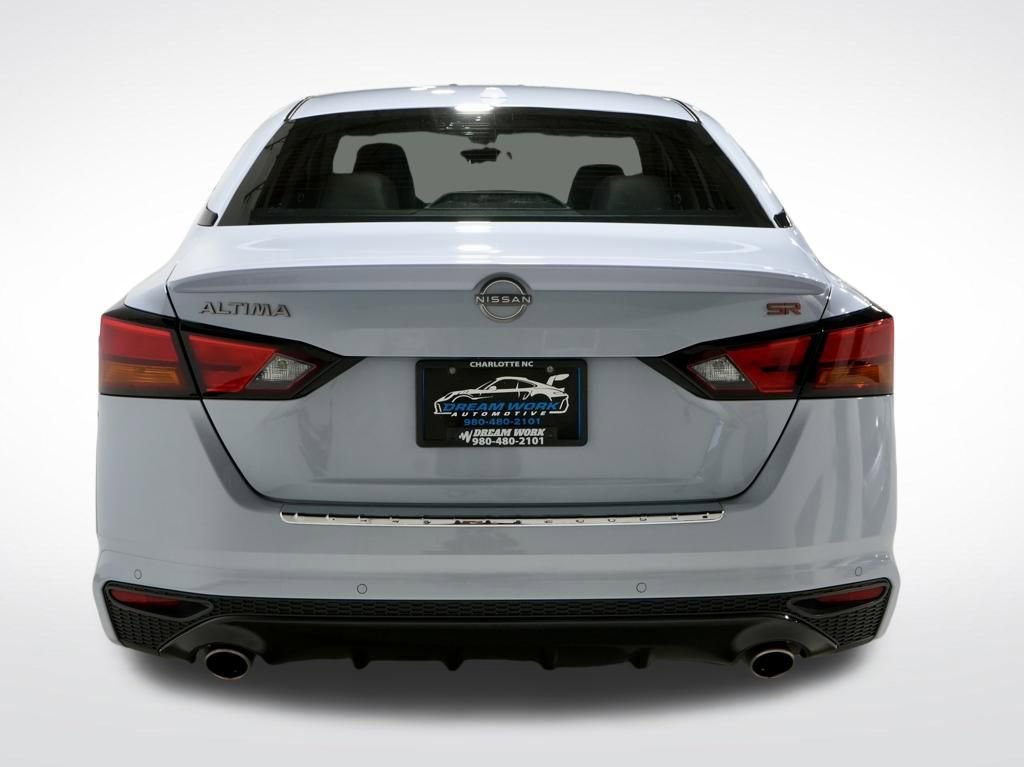Used 2023 Nissan Altima 2.5 SR image 7