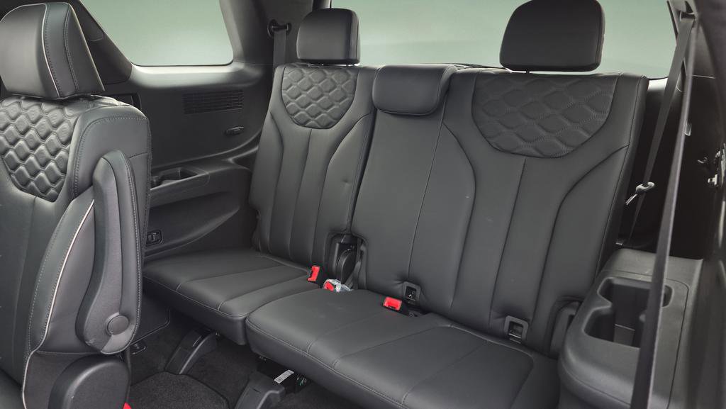 Used 2022 Hyundai Palisade Calligraphy image 19