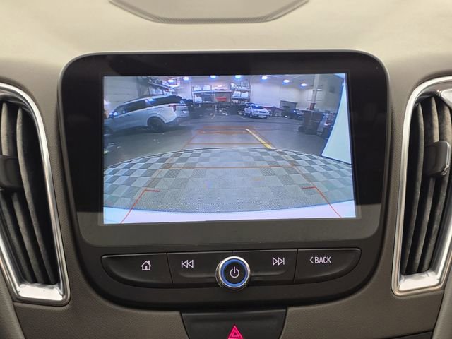 Used 2018 Chevrolet Malibu LT w/ Leather Package image 23