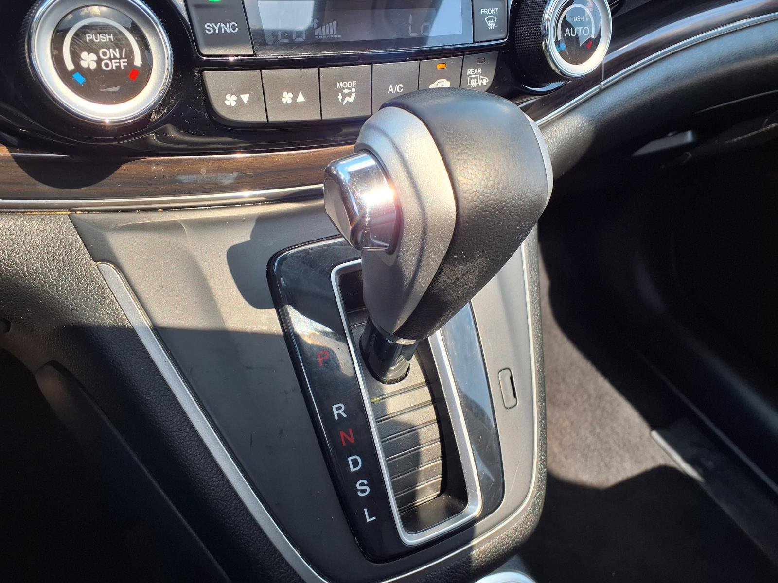Used 2015 Honda CR-V Touring image 14