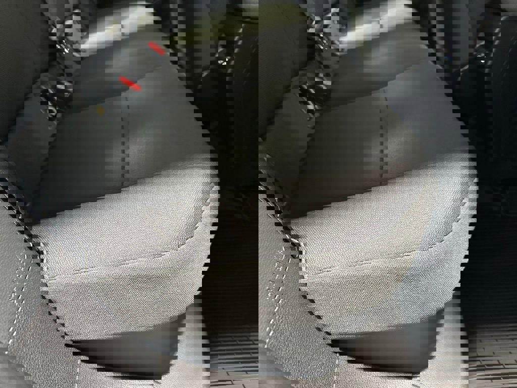 Used 2025 Toyota Corolla LE image 50