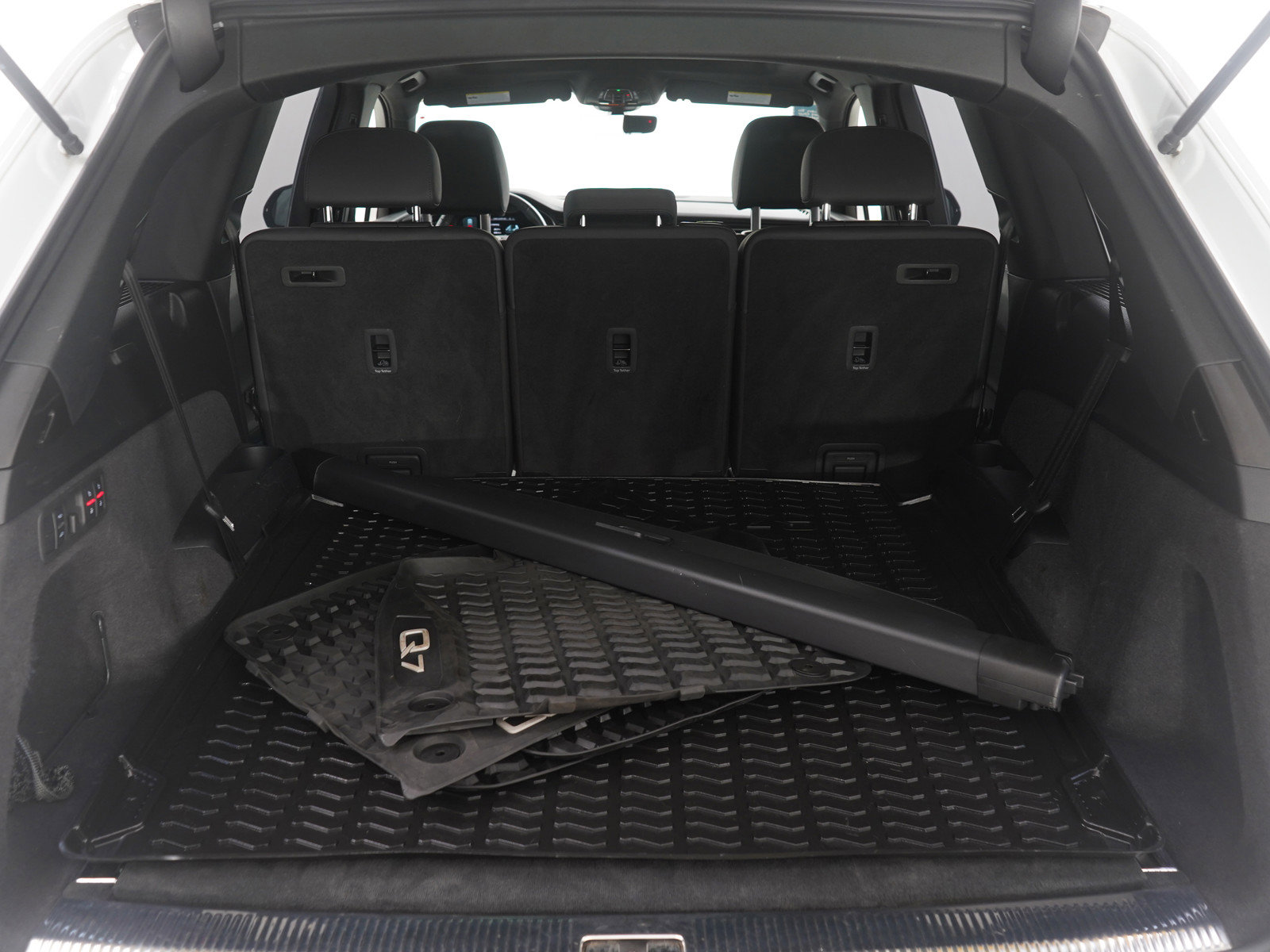 Used 2021 Audi Q7 3.0T Prestige image 9