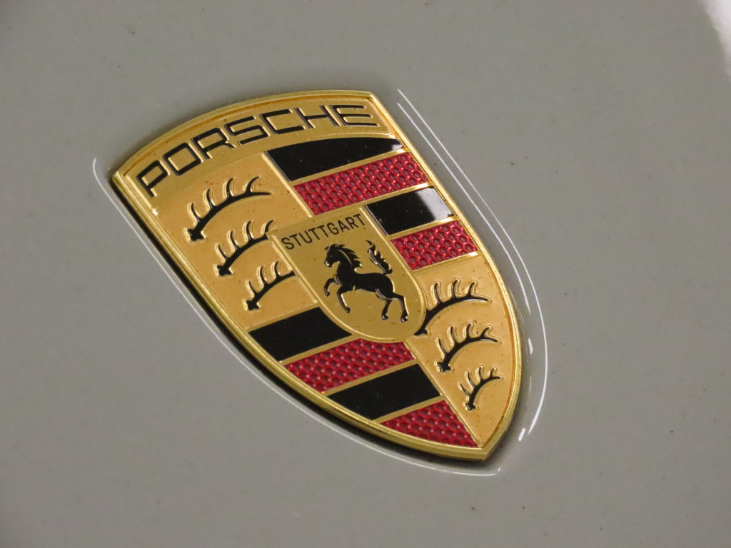 New 2026 Porsche Macan Electric RWD image 14