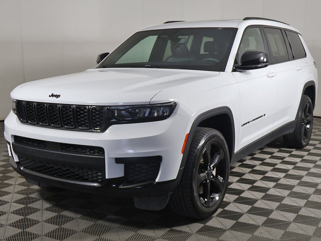 Used 2023 Jeep Grand Cherokee L Laredo AWD/4WD image 9