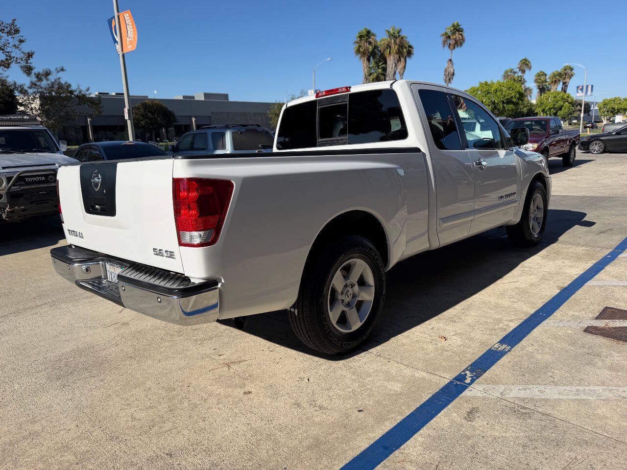 Used 2005 Nissan Titan SE RWD image 11
