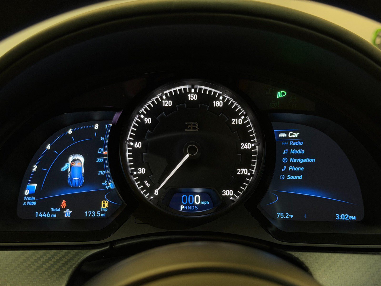 Used 2024 Bugatti Chiron Super Sport AWD/4WD image 30