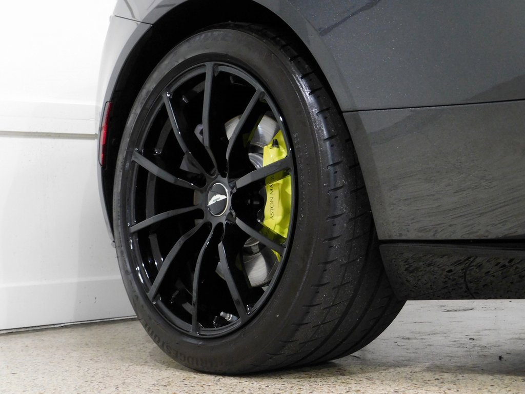 Used 2020 Aston Martin DB11 AMR image 13