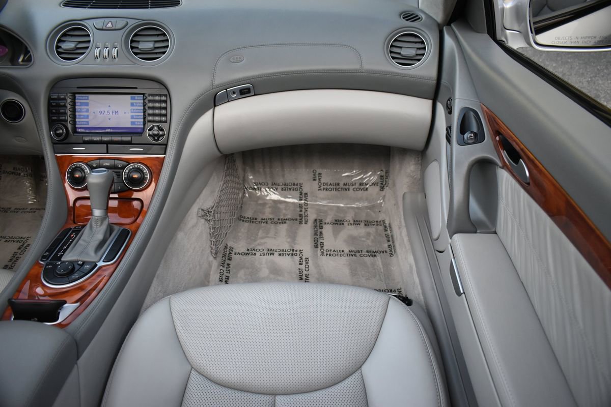 Used 2005 Mercedes-Benz SL 600 image 24