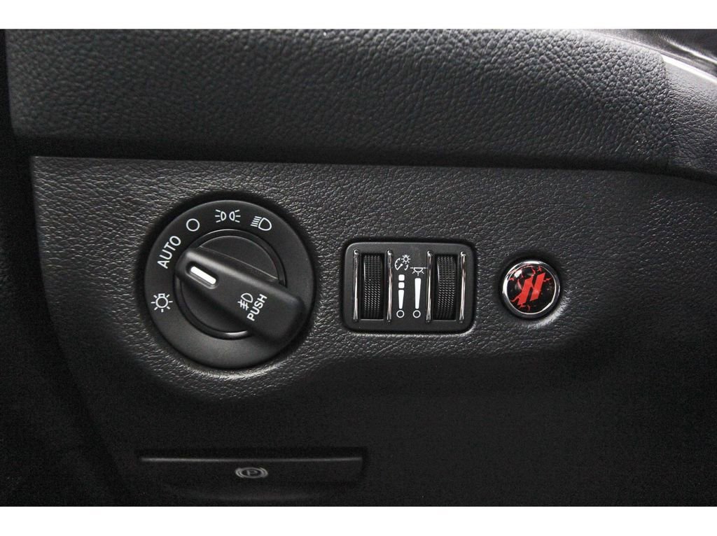 Used 2020 Dodge Challenger R/T Scat Pack RWD image 17