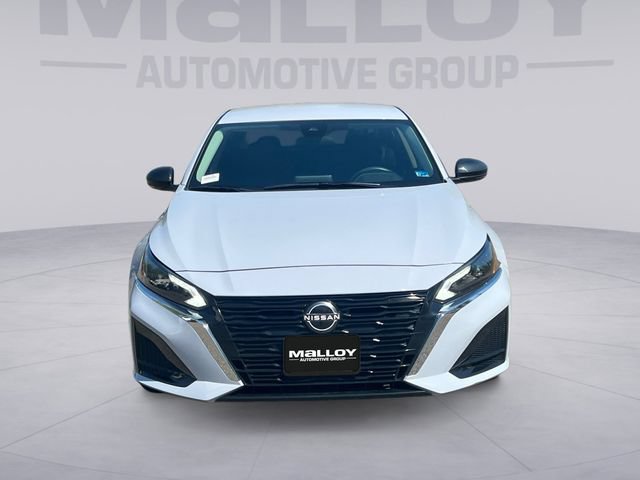 Used 2024 Nissan Altima 2.5 SR AWD/4WD image 8