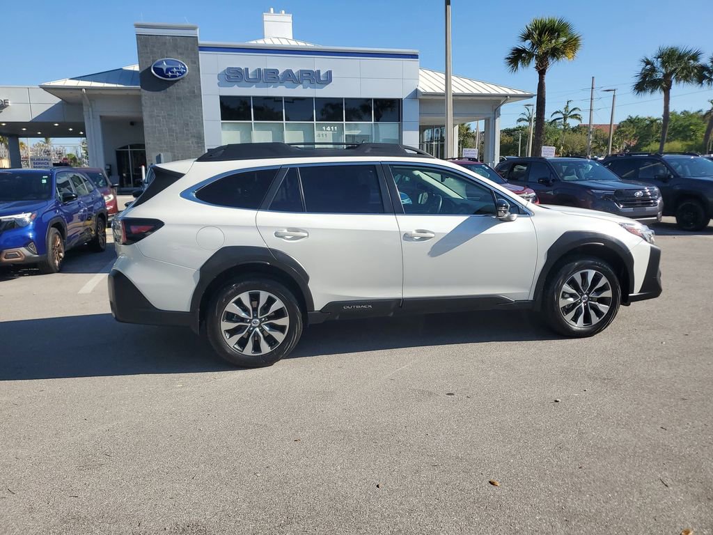 Used 2023 Subaru Outback Limited image 6