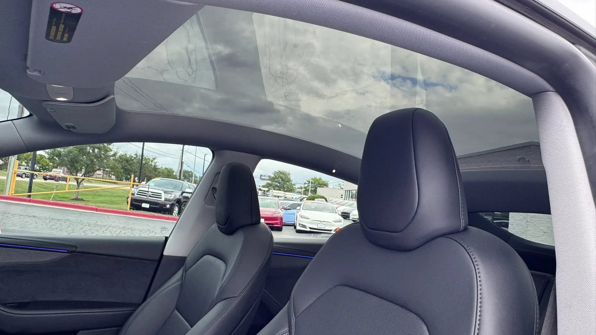 Used 2026 Tesla Model Y AWD image 11