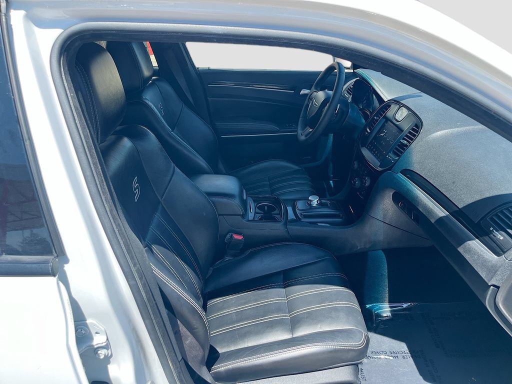Used 2023 Chrysler 300 S RWD image 30