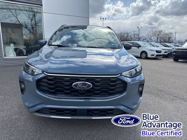 Certified 2024 Ford Escape ST-Line Select w/ Tech Pack #2 image 3