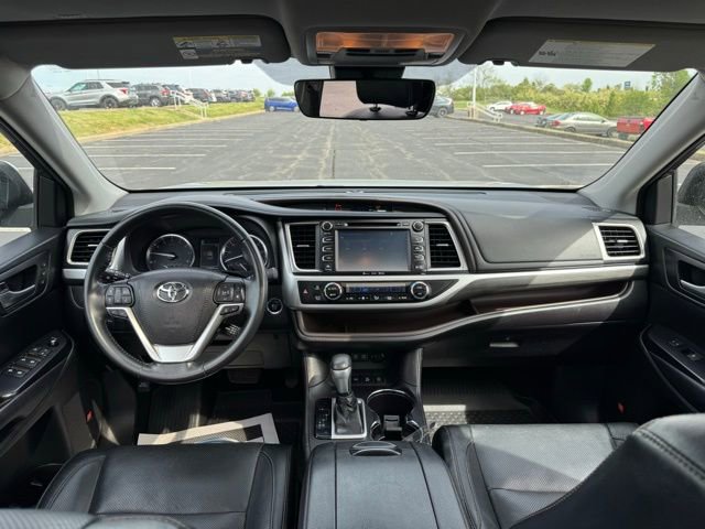 Used 2018 Toyota Highlander Limited AWD/4WD image 20