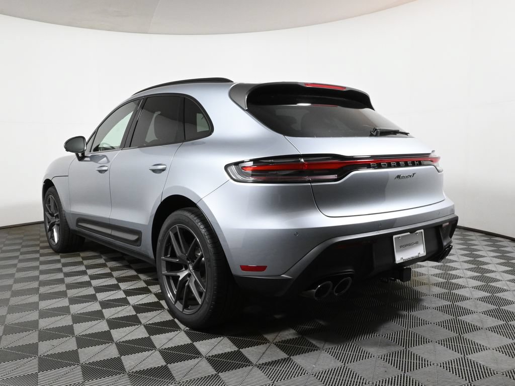 Used 2026 Porsche Macan AWD/4WD image 3