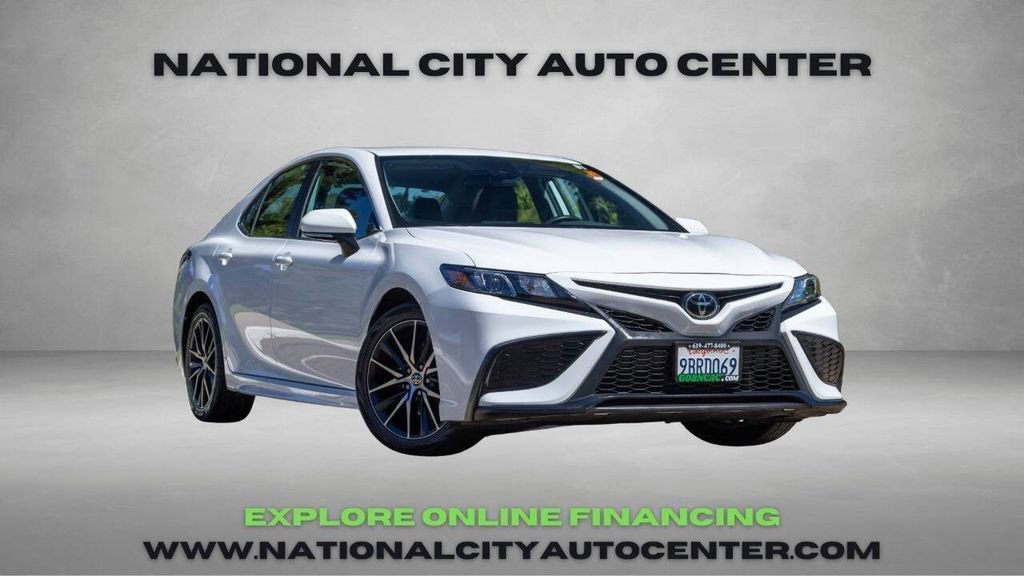 Used 2022 Toyota Camry SE