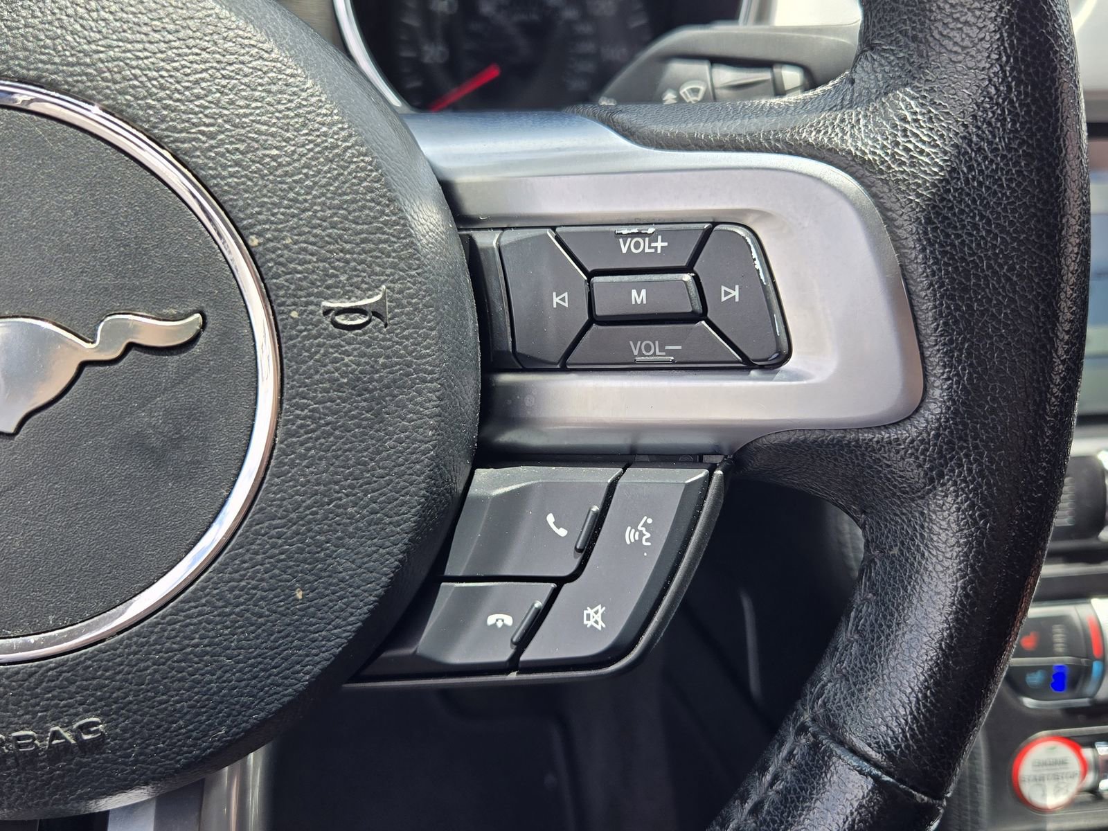 Used 2016 Ford Mustang GT Premium w/ Equipment Group 401A RWD image 29