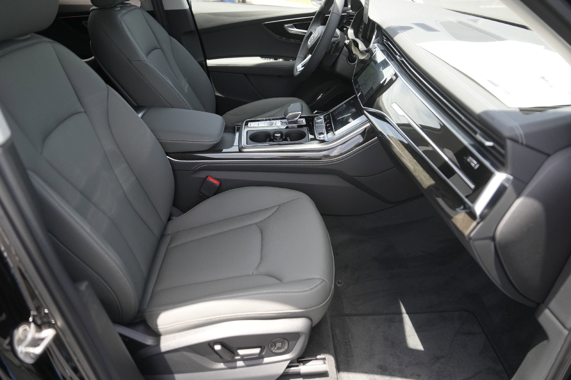 New 2025 Audi Q7 3.0T Premium Plus image 13