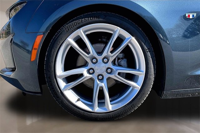 Used 2019 Chevrolet Camaro LT image 27