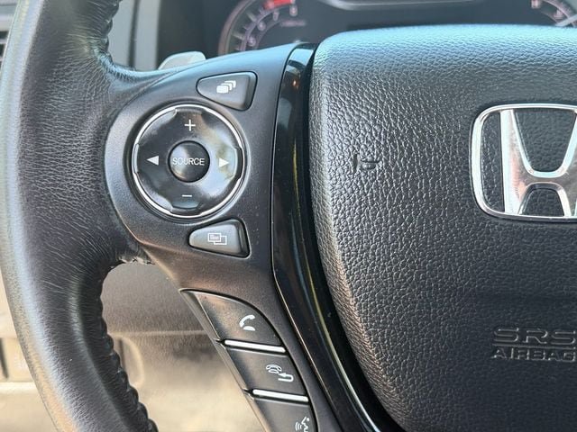 Used 2018 Honda Pilot Touring image 29