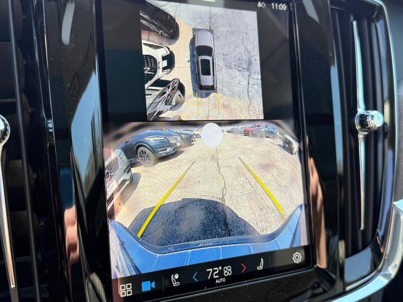 New 2025 Volvo V90 B6 Cross Country Ultra w/ Protection Package Premier image 15