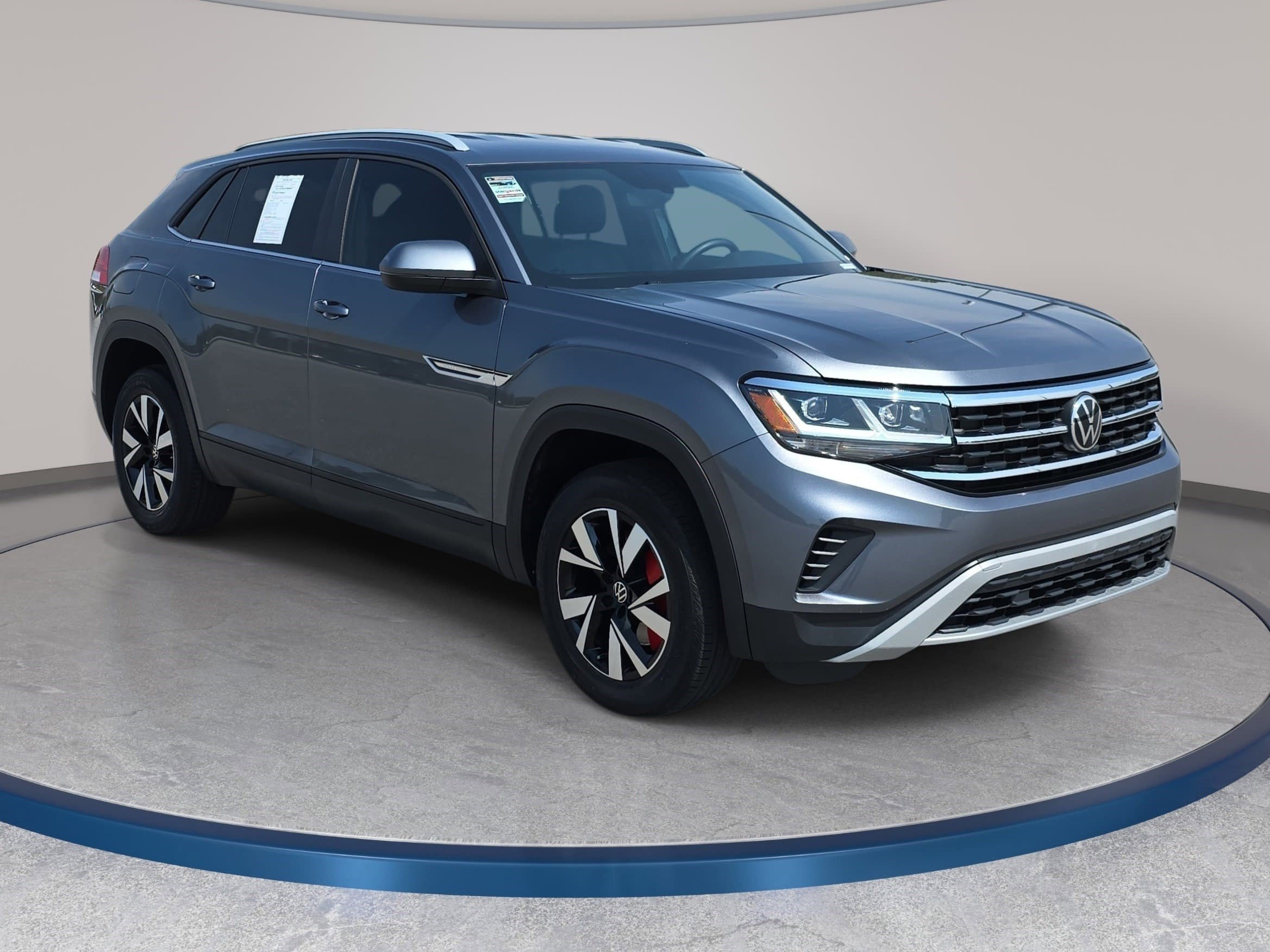 Used 2022 Volkswagen Atlas Cross Sport SE AWD/4WD image 3