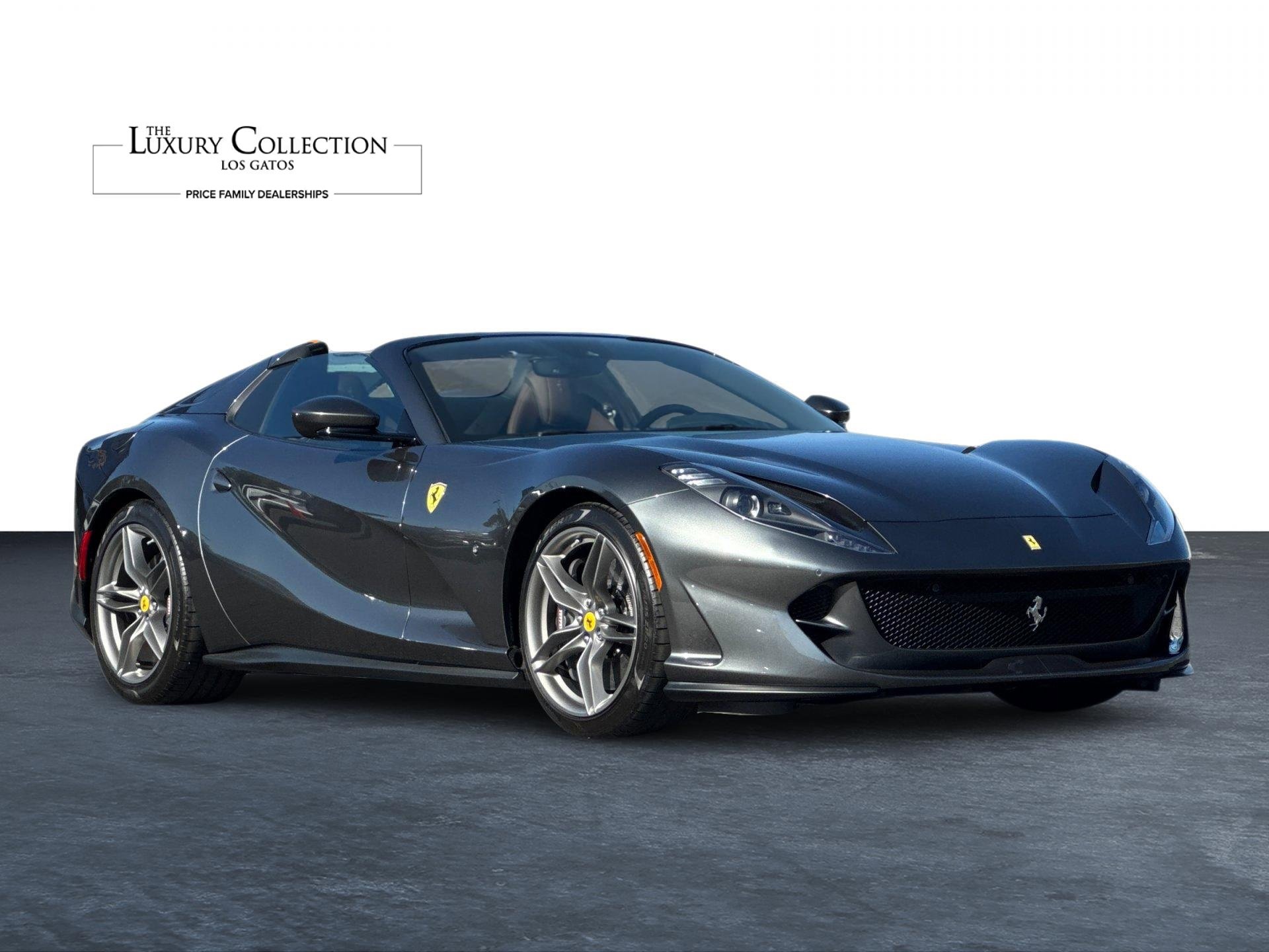 Used 2022 Ferrari 812 GTS image 1