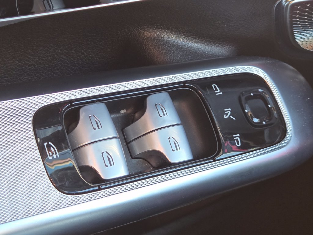 Certified 2023 Mercedes-Benz EQE 500 4MATIC SUV image 12