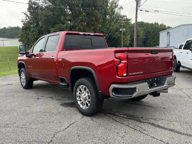 New 2026 Chevrolet Silverado 2500 LTZ w/ LTZ Premium Package AWD/4WD image 3