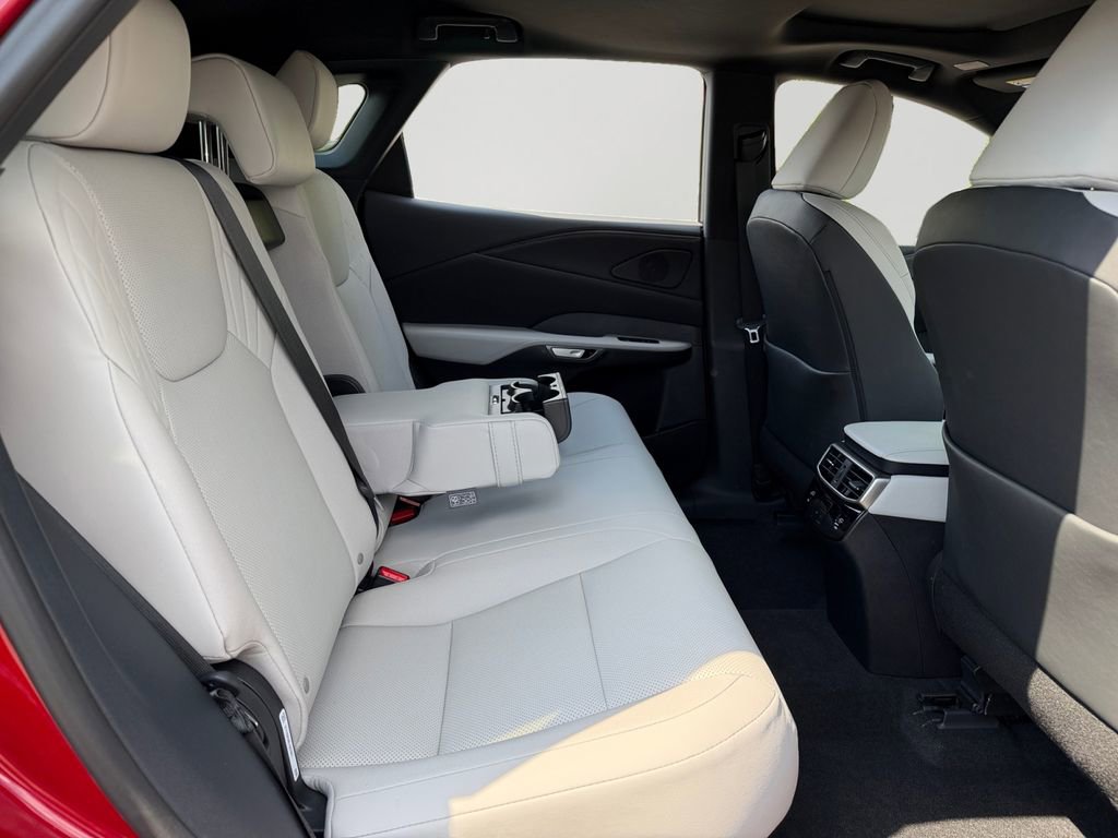 Used 2026 Lexus RX 350 Premium w/ Accessory Package (2T) AWD/4WD image 9