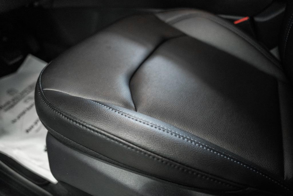 New 2025 Jeep Compass Limited w/ Sun & Sound Group image 32