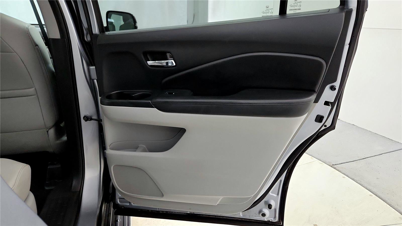 Used 2016 Honda Pilot EX-L image 19