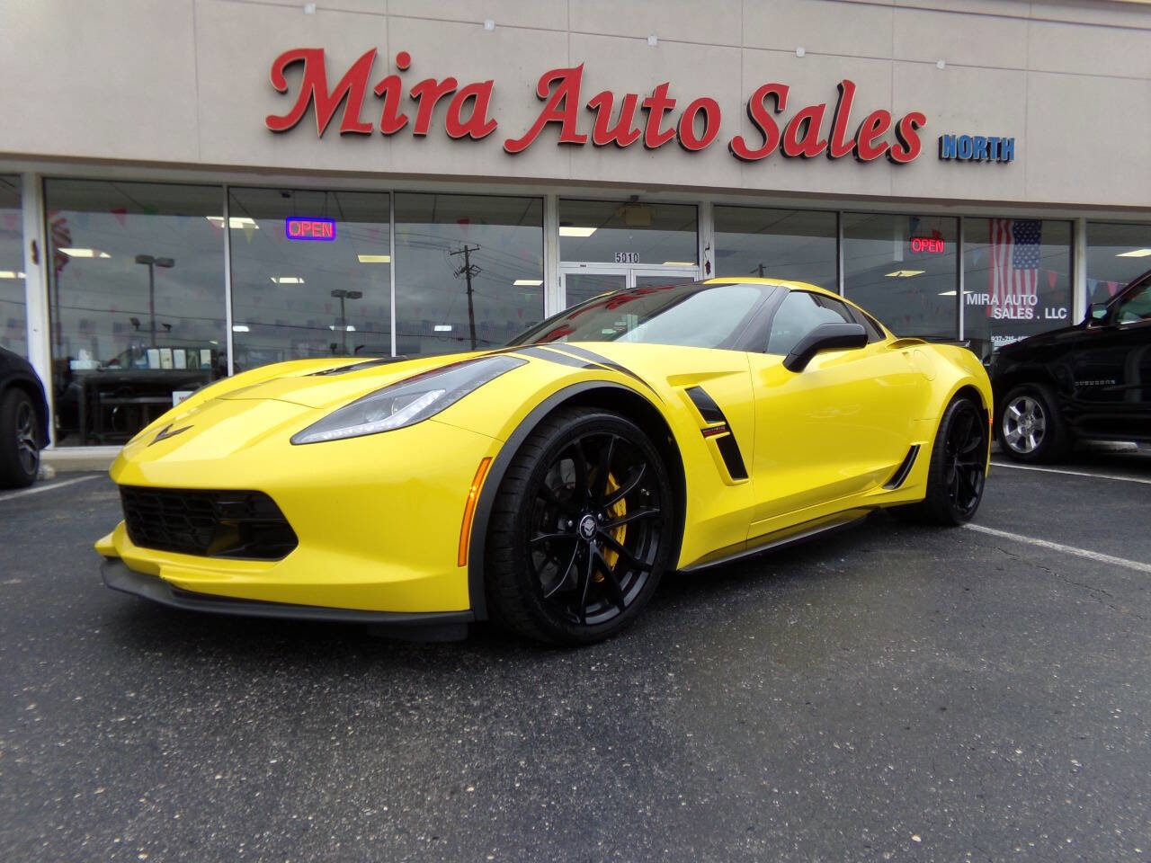 Used 2017 Chevrolet Corvette Grand Sport image 1