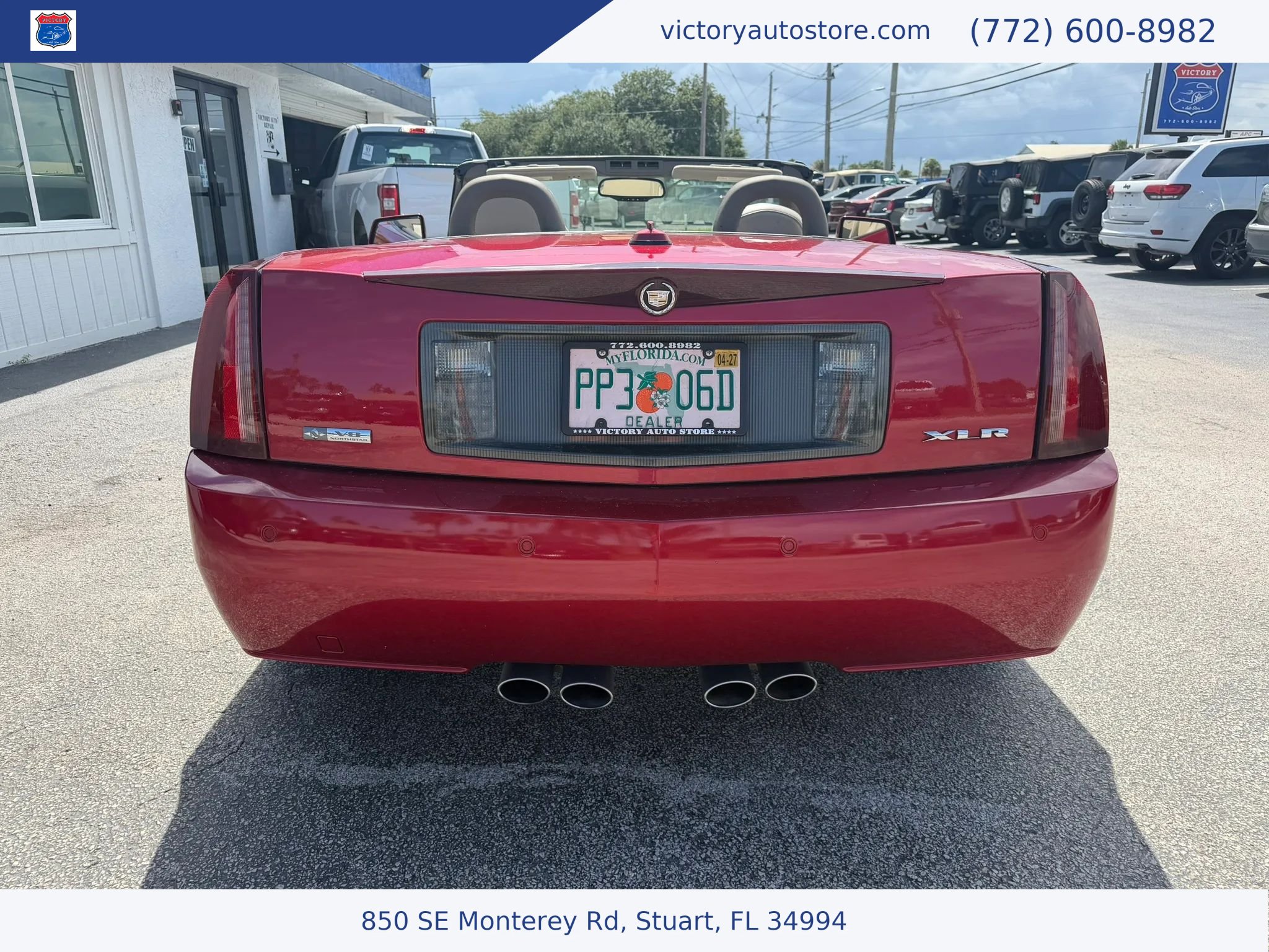 Used 2004 Cadillac XLR RWD image 3