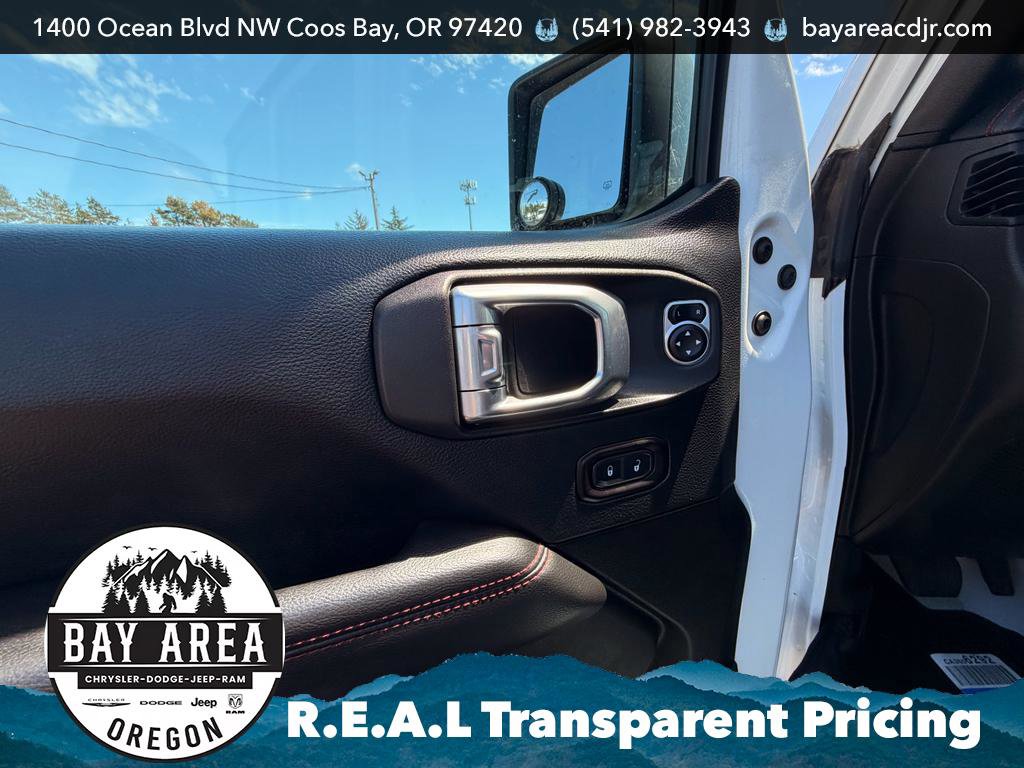 Used 2018 Jeep Wrangler Unlimited Rubicon w/ Steel Bumper Group AWD/4WD image 11