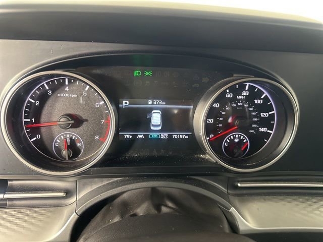 Used 2022 Kia Carnival LX image 13