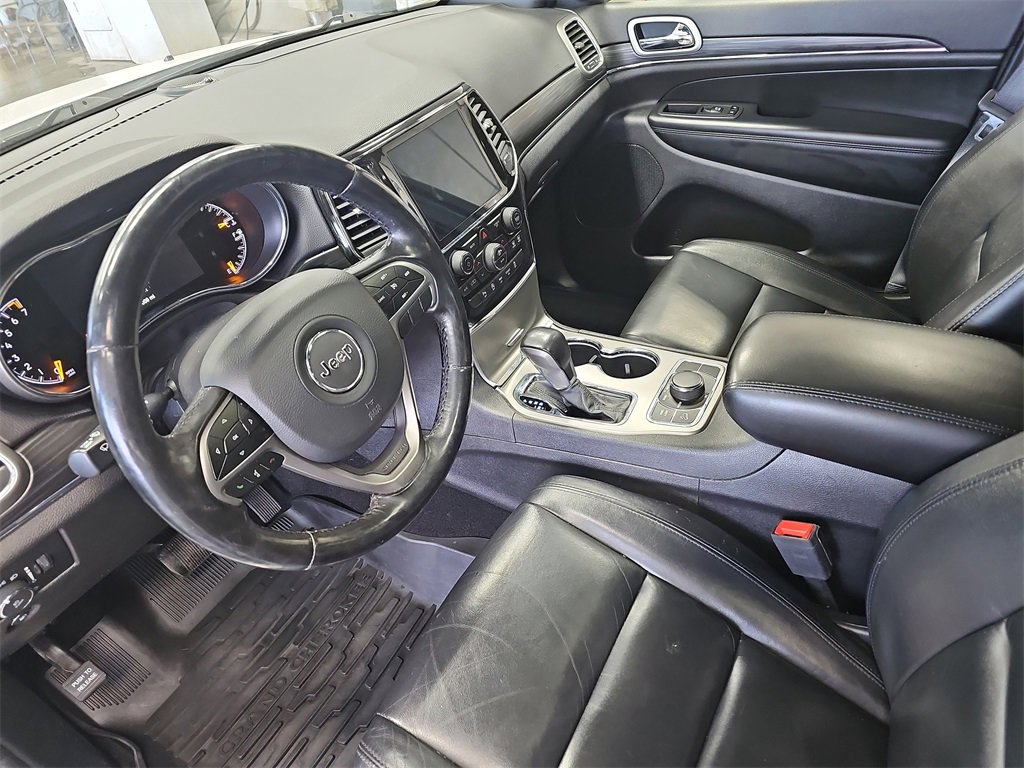 Used 2021 Jeep Grand Cherokee Limited w/ Sun & Sound Group image 16