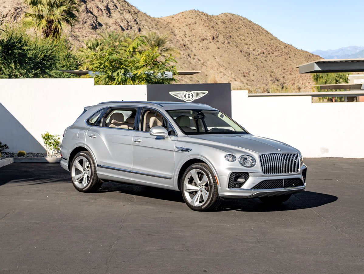 Used 2023 Bentley Bentayga Extended Wheelbase image 1