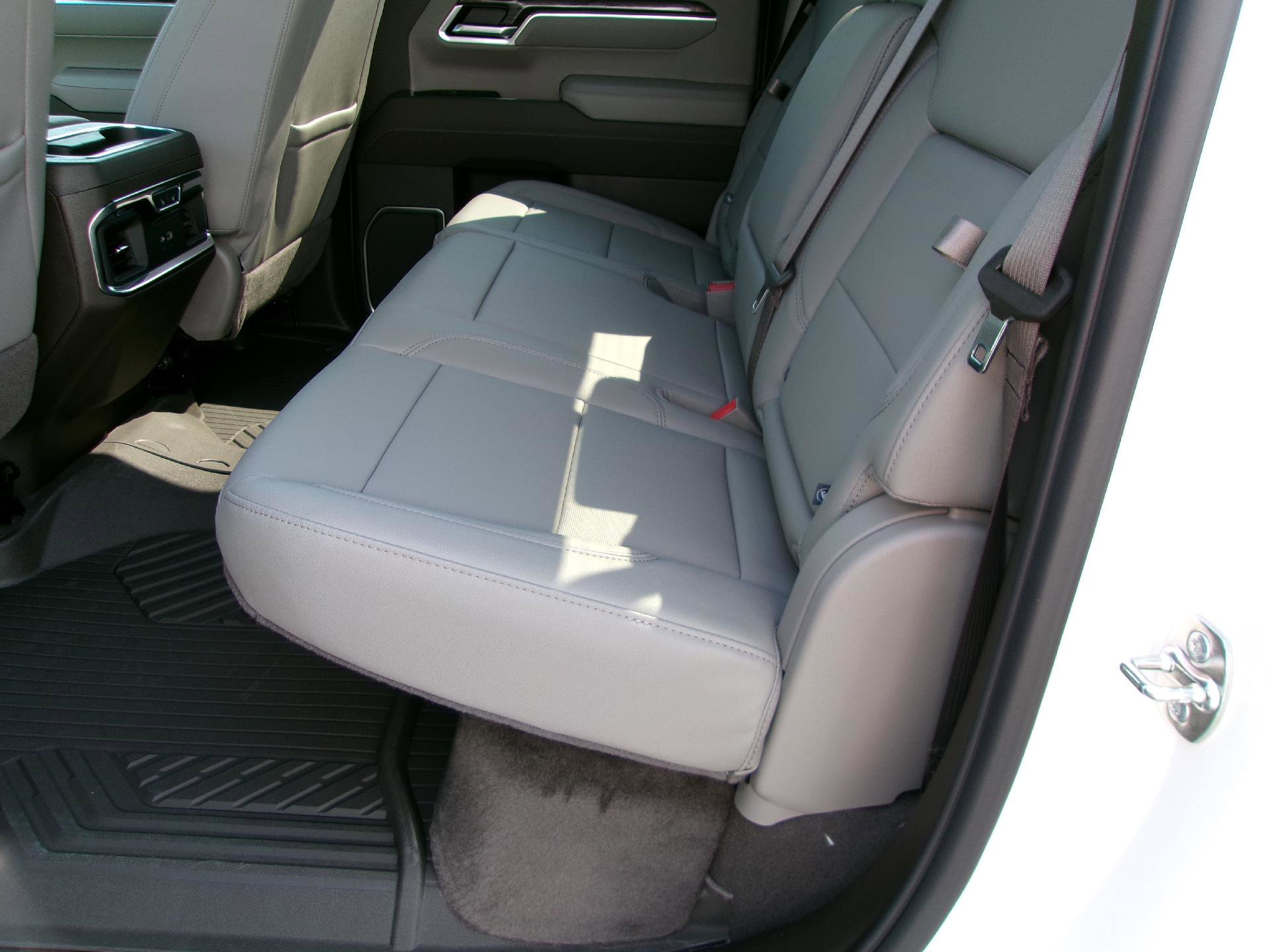 New 2026 Chevrolet Silverado 1500 LTZ w/ LTZ Premium Package AWD/4WD image 25