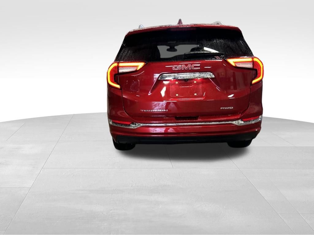 Used 2022 GMC Terrain Denali w/ Denali Premium Package image 5