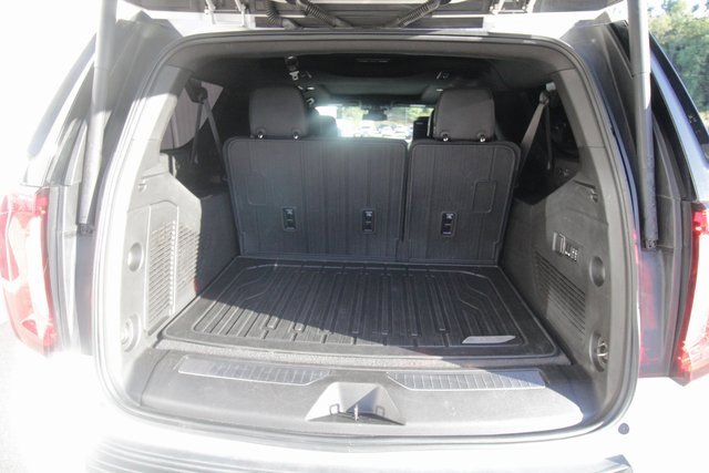 Used 2023 GMC Yukon XL AT4 w/ Technology Package image 16