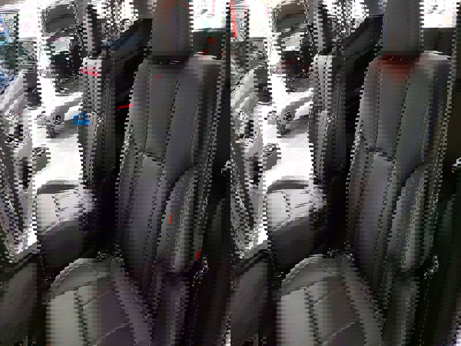 Used 2024 Subaru Ascent Limited image 16