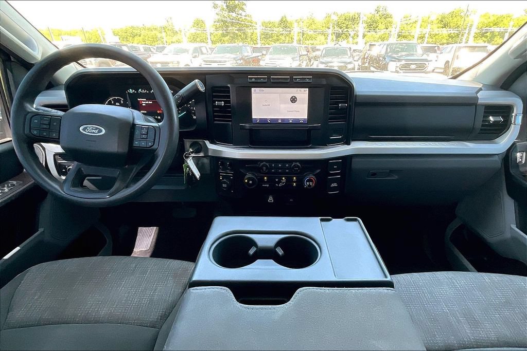 Used 2024 Ford F350 XLT w/ 360-Degree Camera Package AWD/4WD image 5